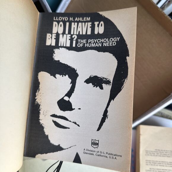 Do I Have to Be Me? The Psychology of Human Need Lloyd H. Ahlem 1973 Illustrated - Picture 2 of 6